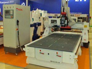 LTT-G1325C (GDL) Фрезерный станок с ЧПУ с револьверной сменой инструмента