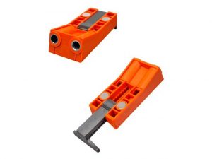 Кондуктор для сверления/разметки на углах деталей с уровнем (7,8,10 mm) 100x40mm  Uniqtool UTM-0024