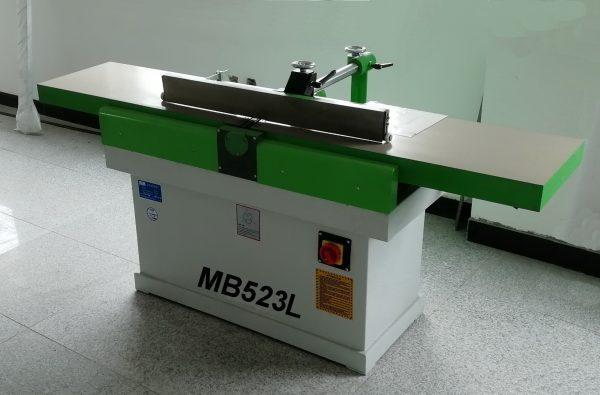 MB523L фуговальный станок с литым столом и шейперным валом