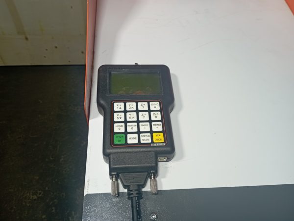 Фрезерно-гравировальный станок с ЧПУ LTT-3021A