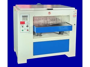 Рейсмусовый станок MB830L c шириной строгания 820мм и электроподъёмом Рейсмусовый станок MB830L c шириной строгания 820мм и электроподъёмом